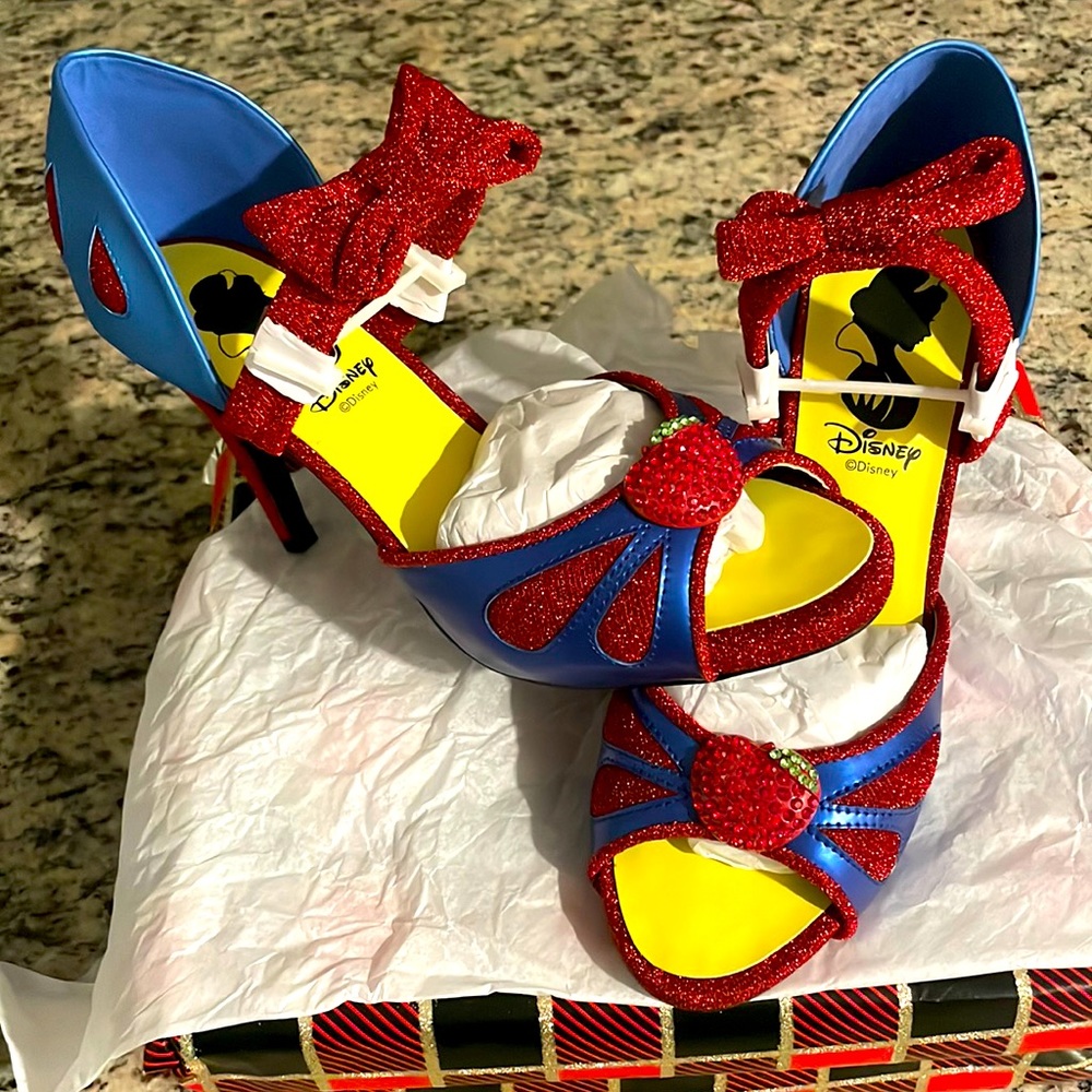 Limited edition Disney Snow White heels